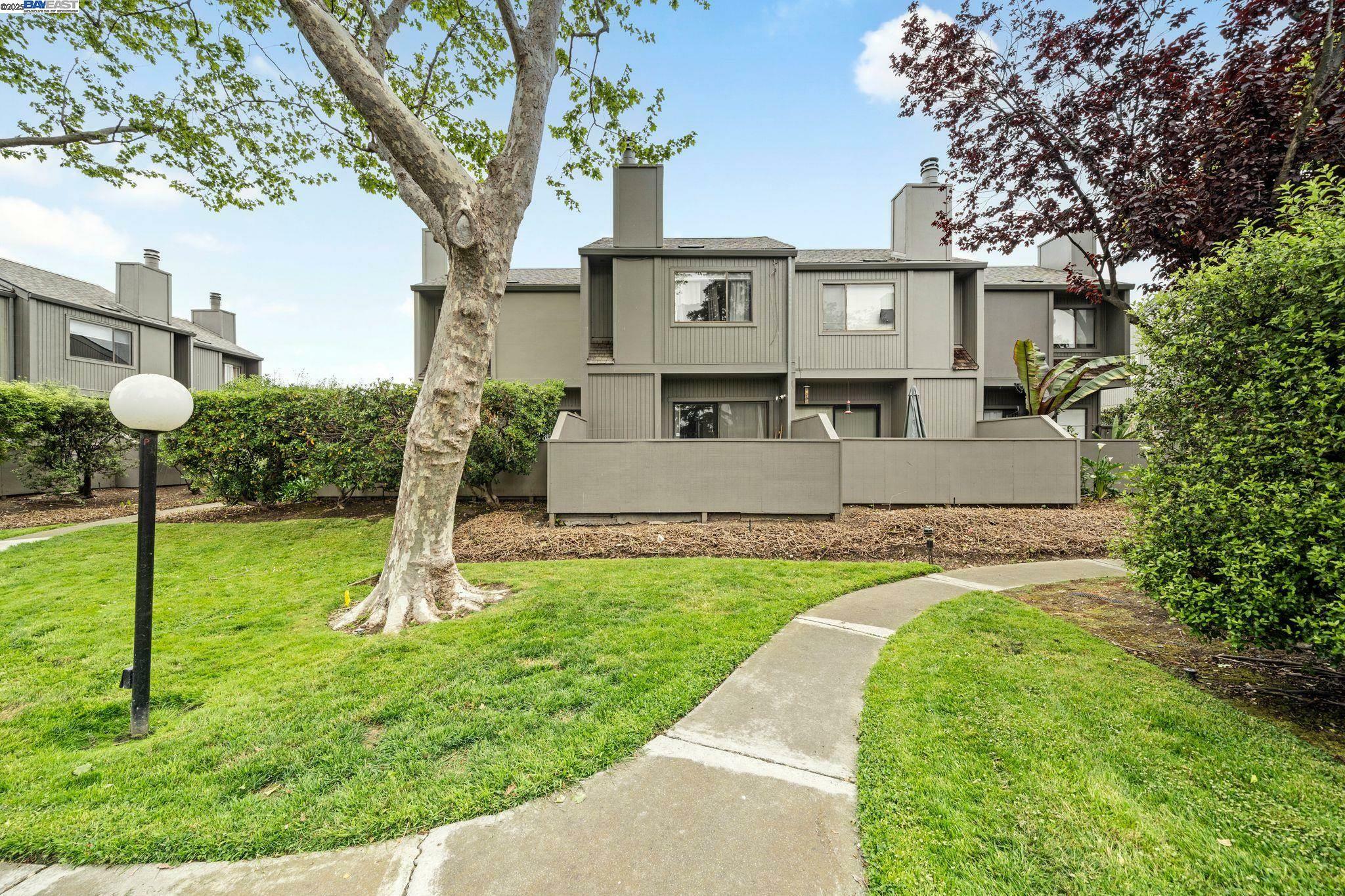 Property Photo: 1044 Clubhouse Dr CA 94541