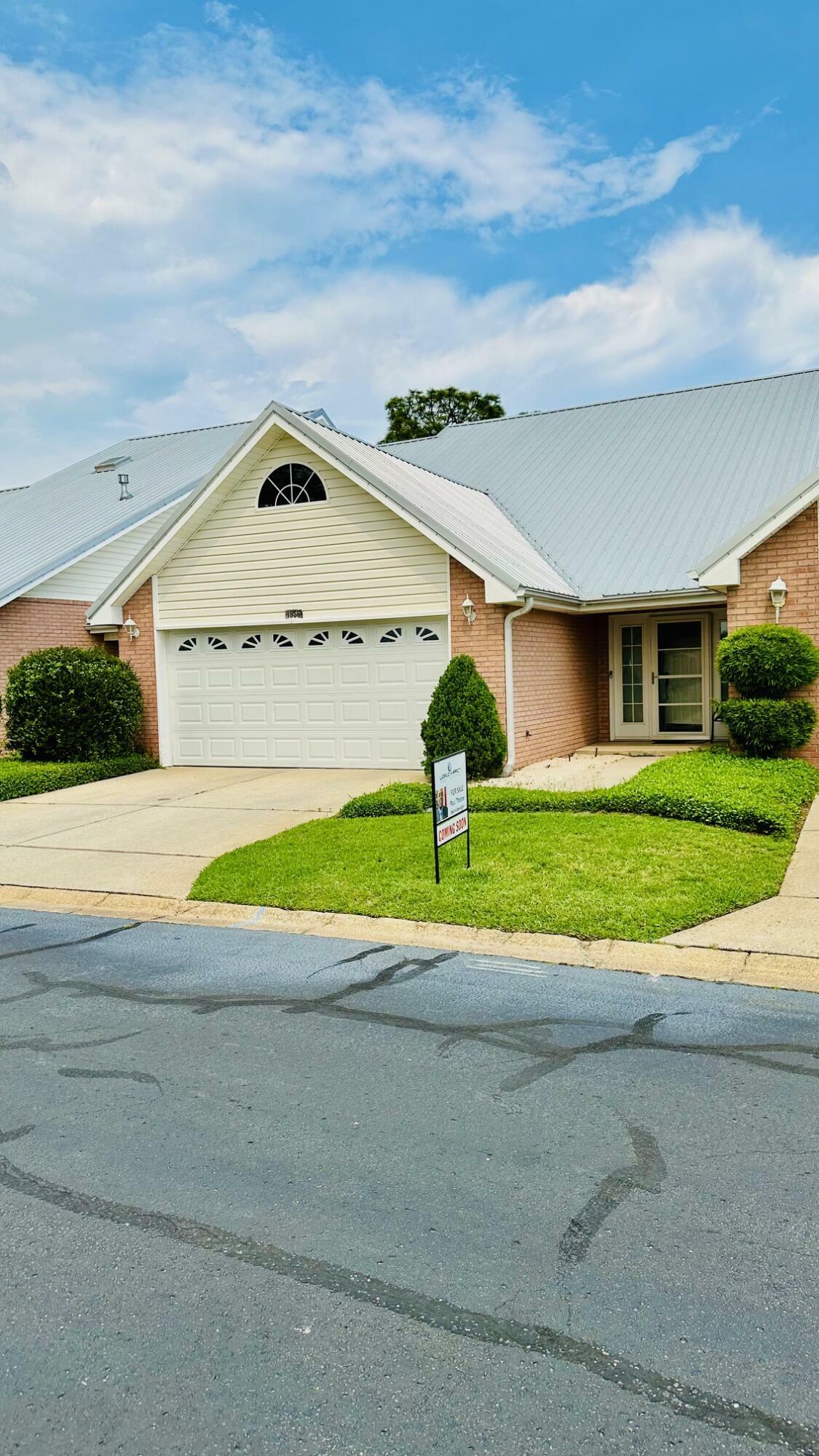 Property Photo: 1956 Woodcrest Ridge FL 32547