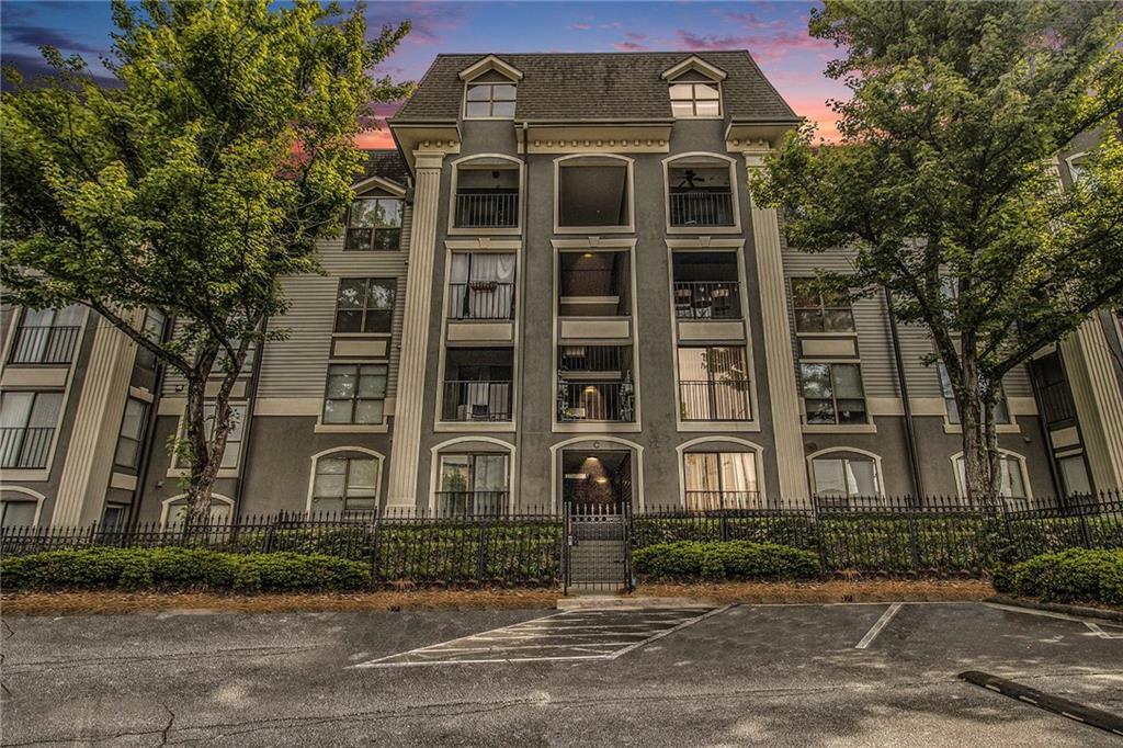Property Photo: 2657 Lenox Road NE C38 GA 30324