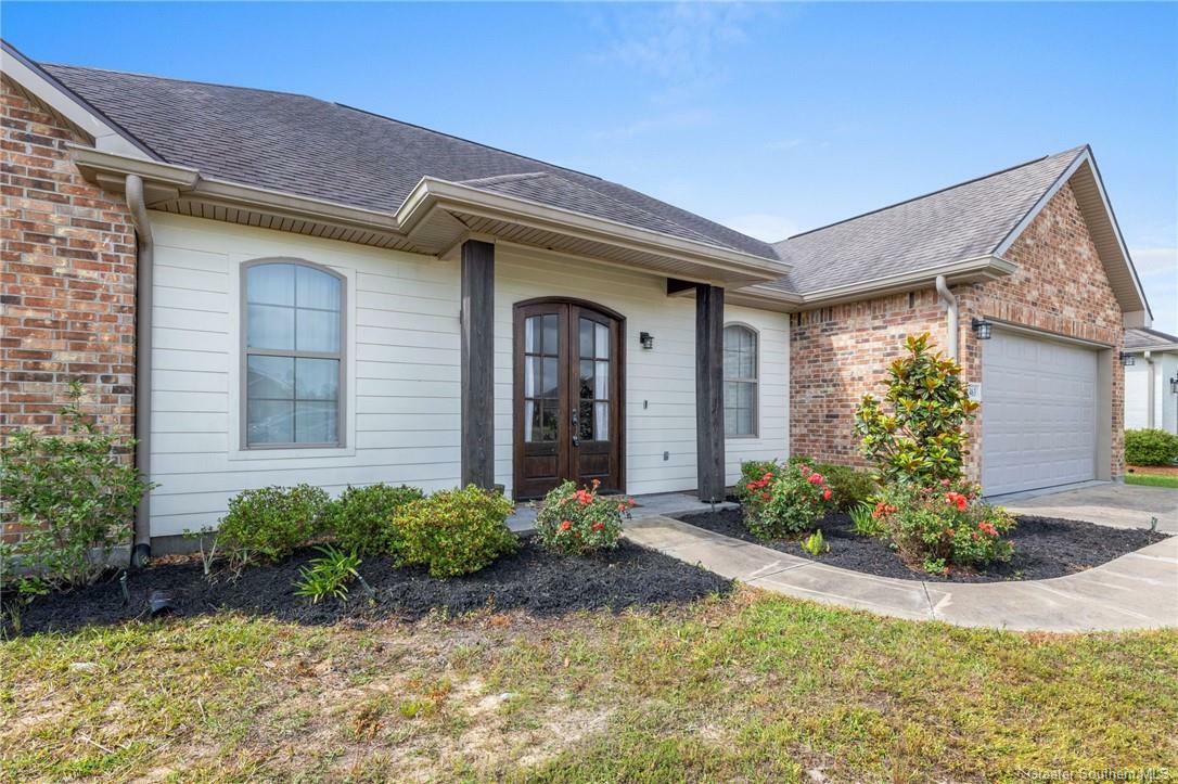 Property Photo: 1463 Trisha Court LA 70611