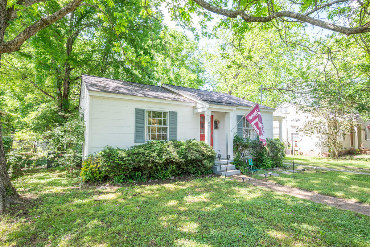 Property Photo: 409 White Drive MS 39759
