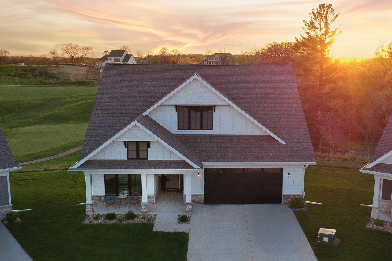 Property Photo: 505 Vintage Lane 15 IA 50219