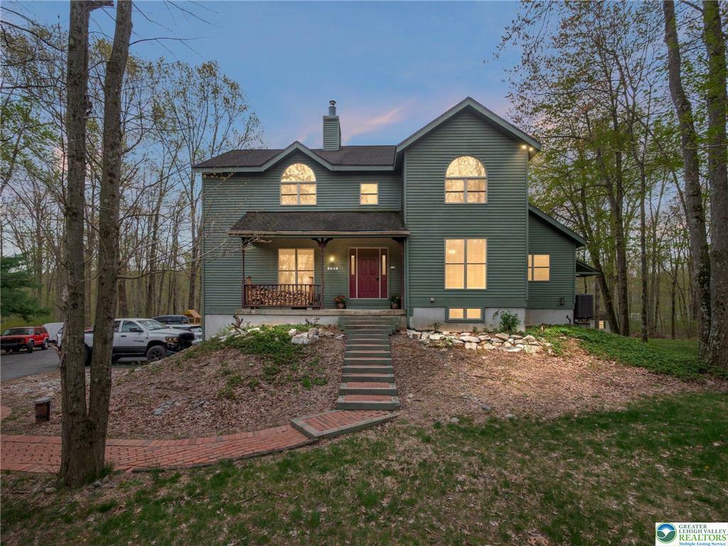 Property Photo: 8549 Oak Hollow Lane PA 18062