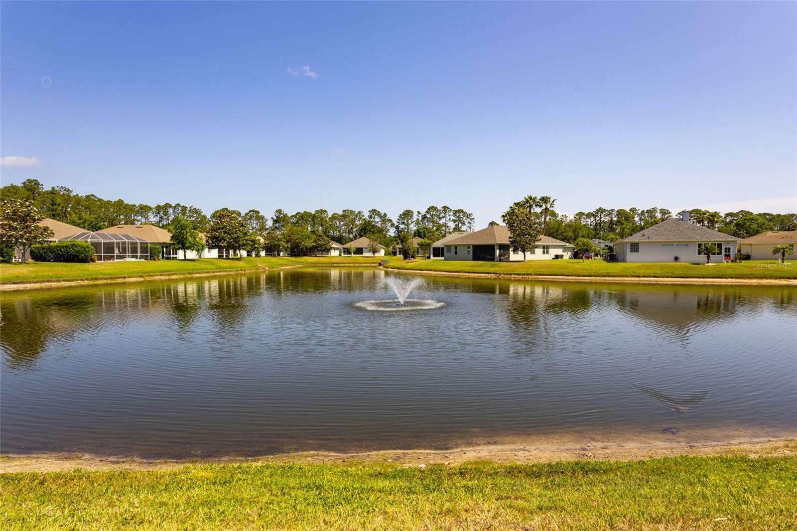 Property Photo: 125 Raintree Circle FL 32164
