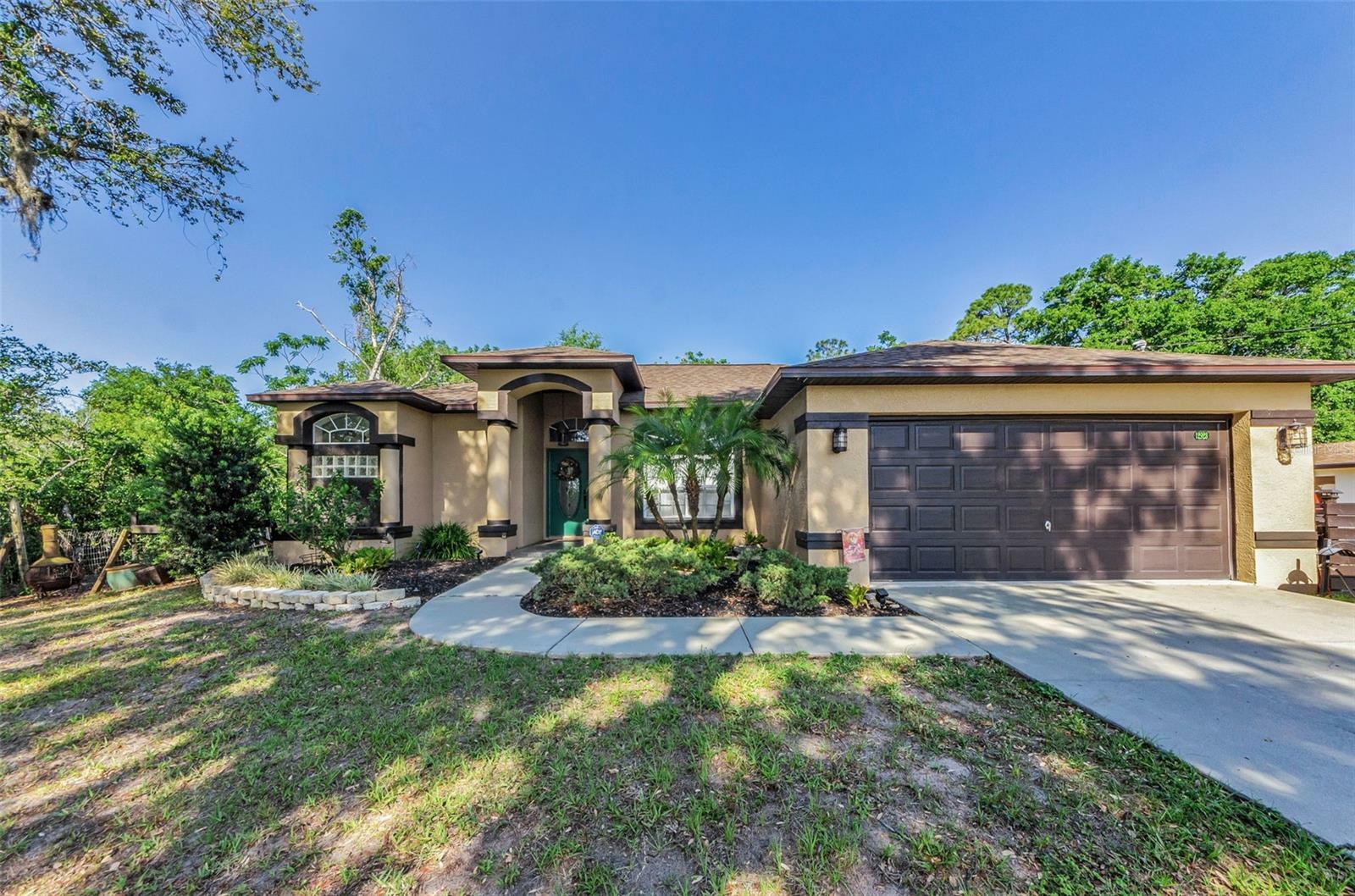 Property Photo: 12923 Colony Road FL 34669