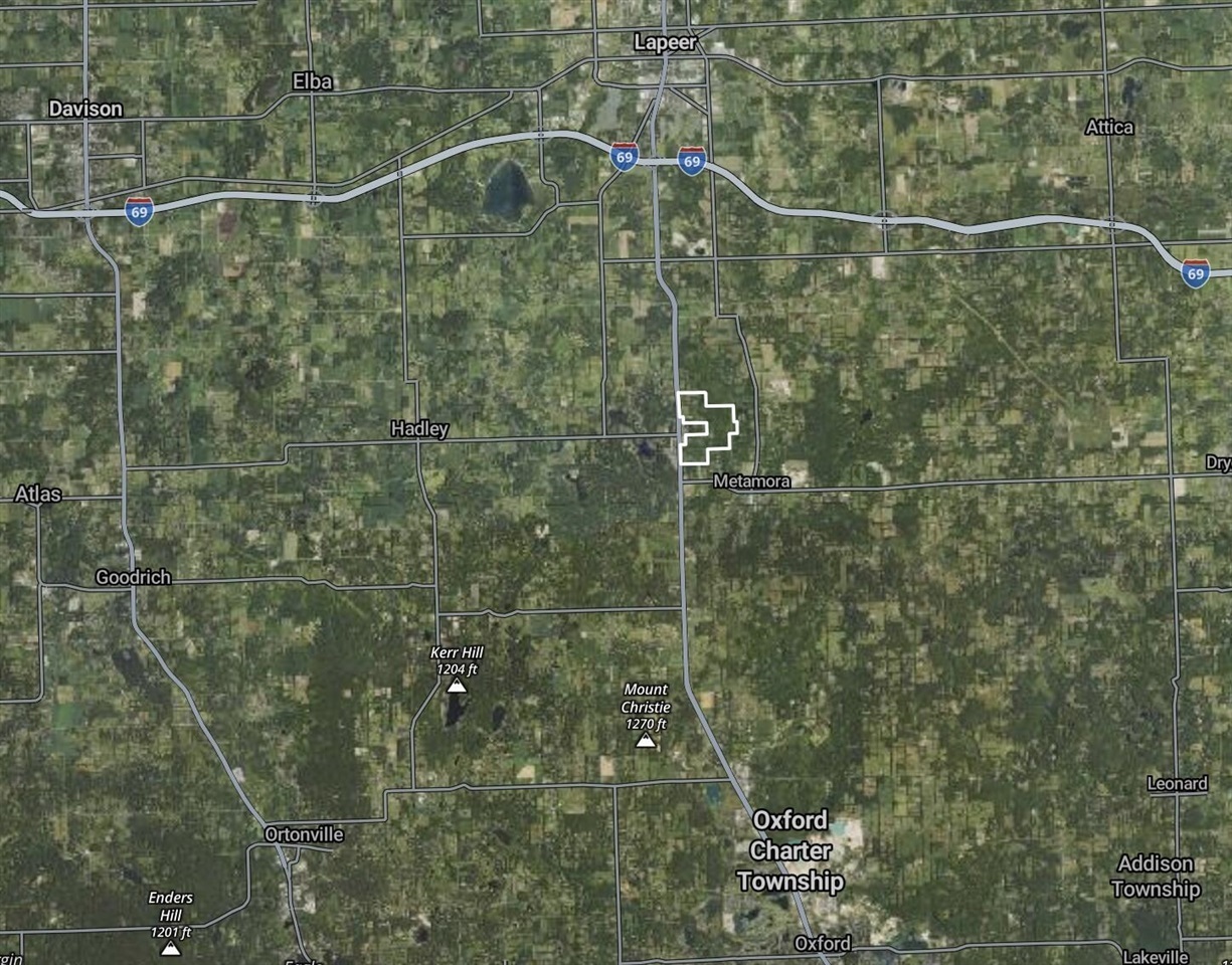 Property Photo: 3131 S Lapeer Road MI 48455