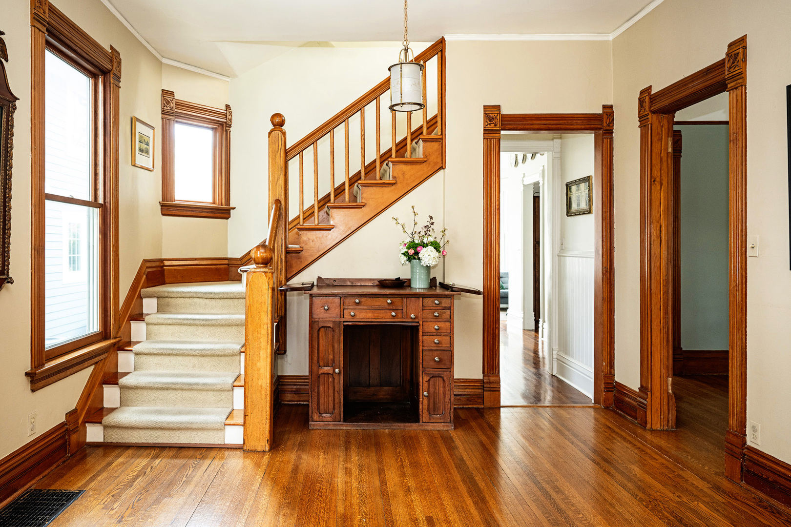 Property Photo: 25 Elmwood Avenue IL 60526