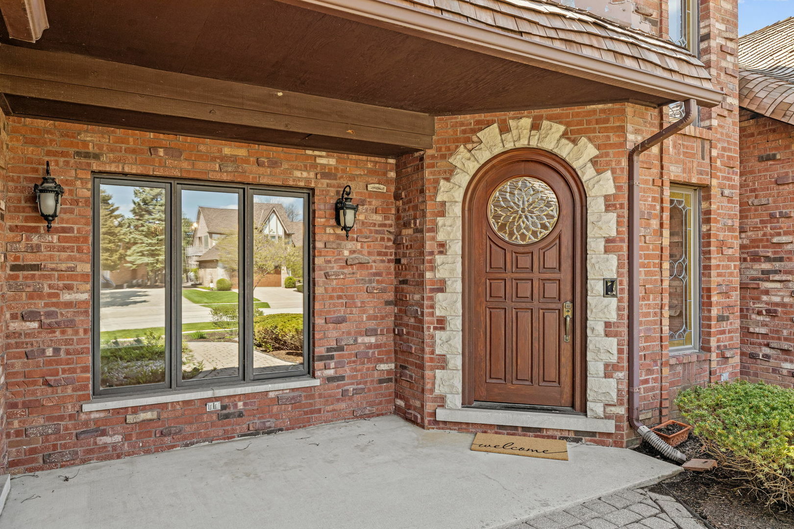 Property Photo: 3944 Paradise Canyon Court IL 60564