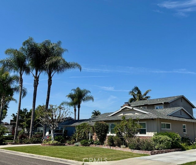 Property Photo: 9423 Sideview Drive CA 90240