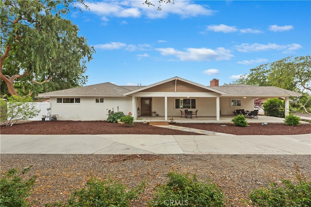 Property Photo: 370 W 13th Street CA 91786