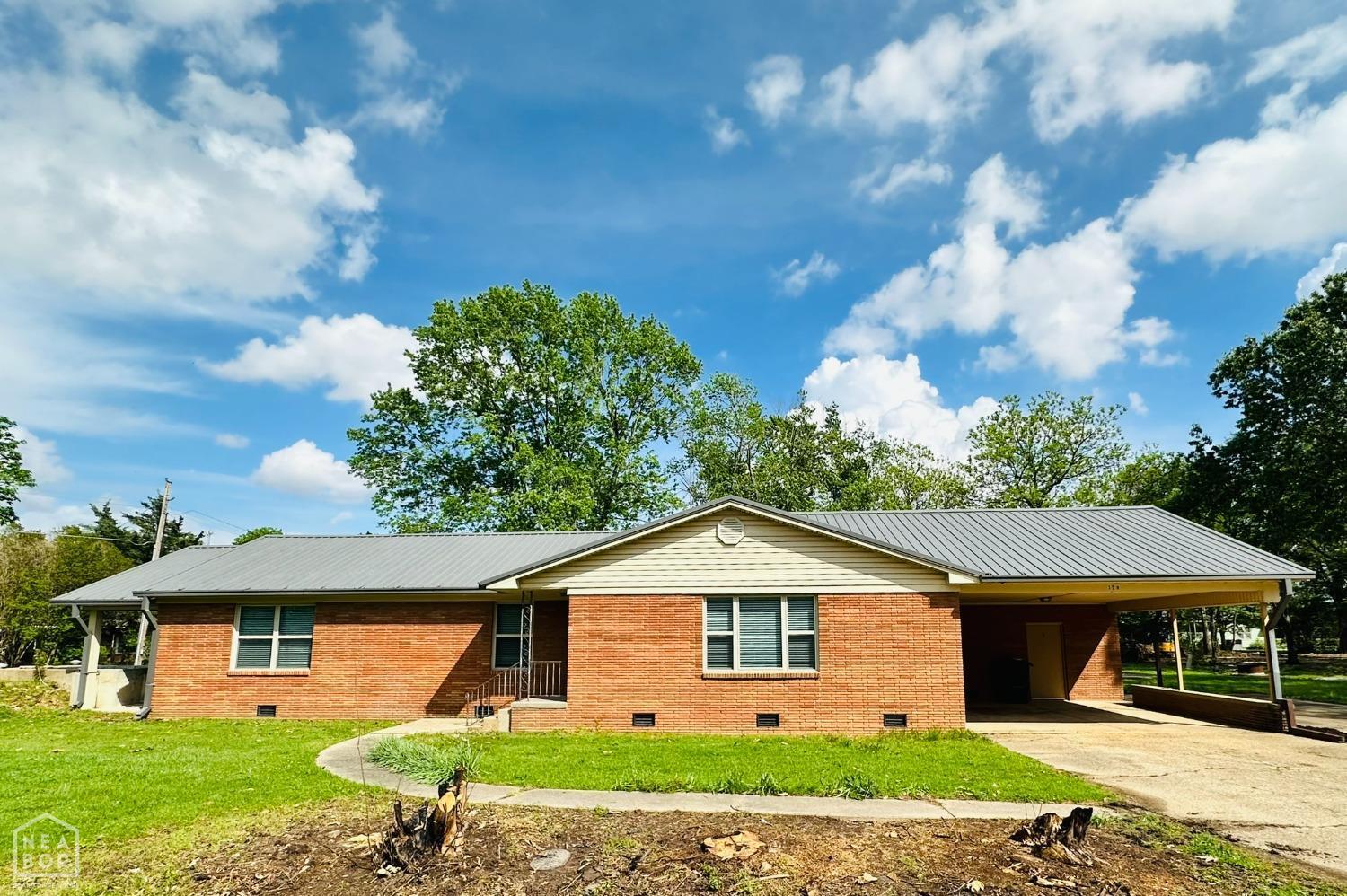 Property Photo:  320 Church  AR 72479 