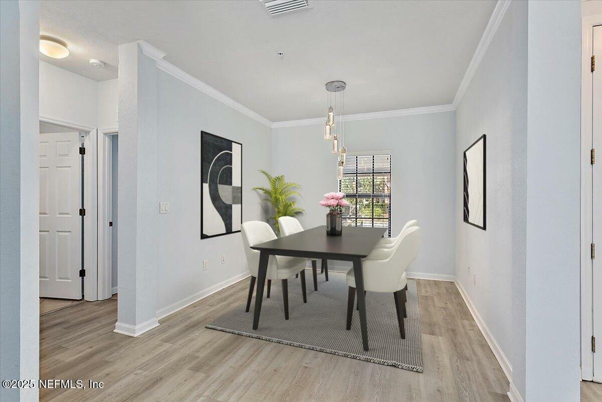 Property Photo: 180 Calle El Jardin 103 FL 32095