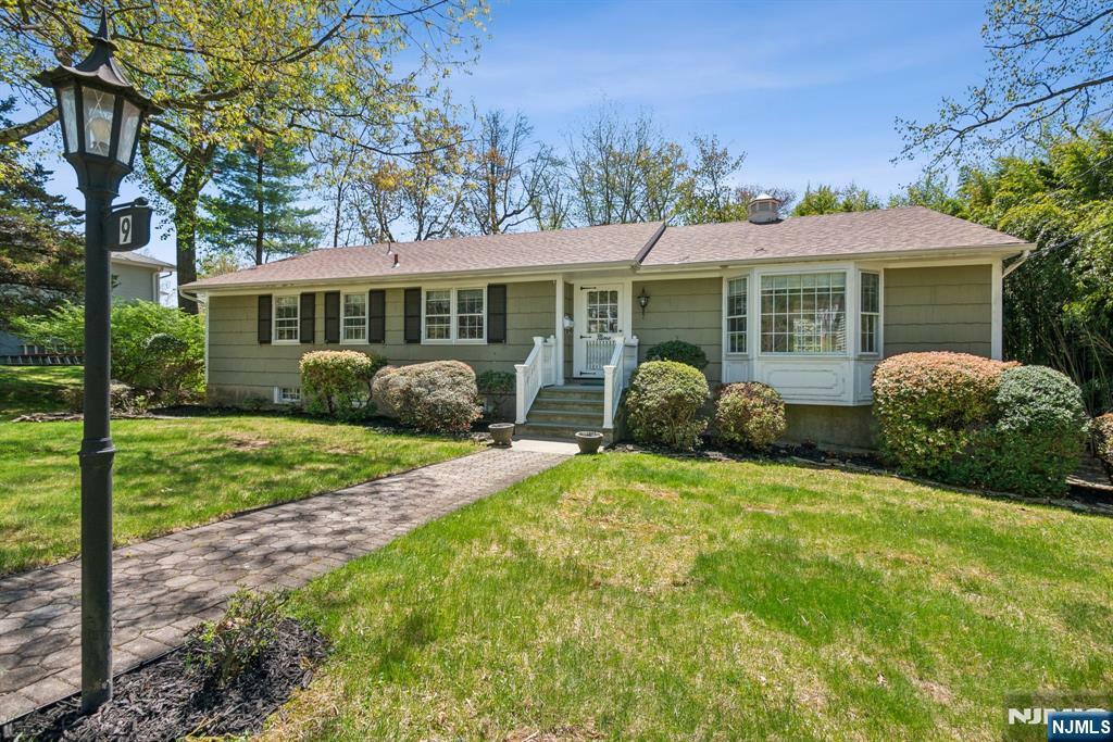 Property Photo: 9 Dalewood NJ 07009