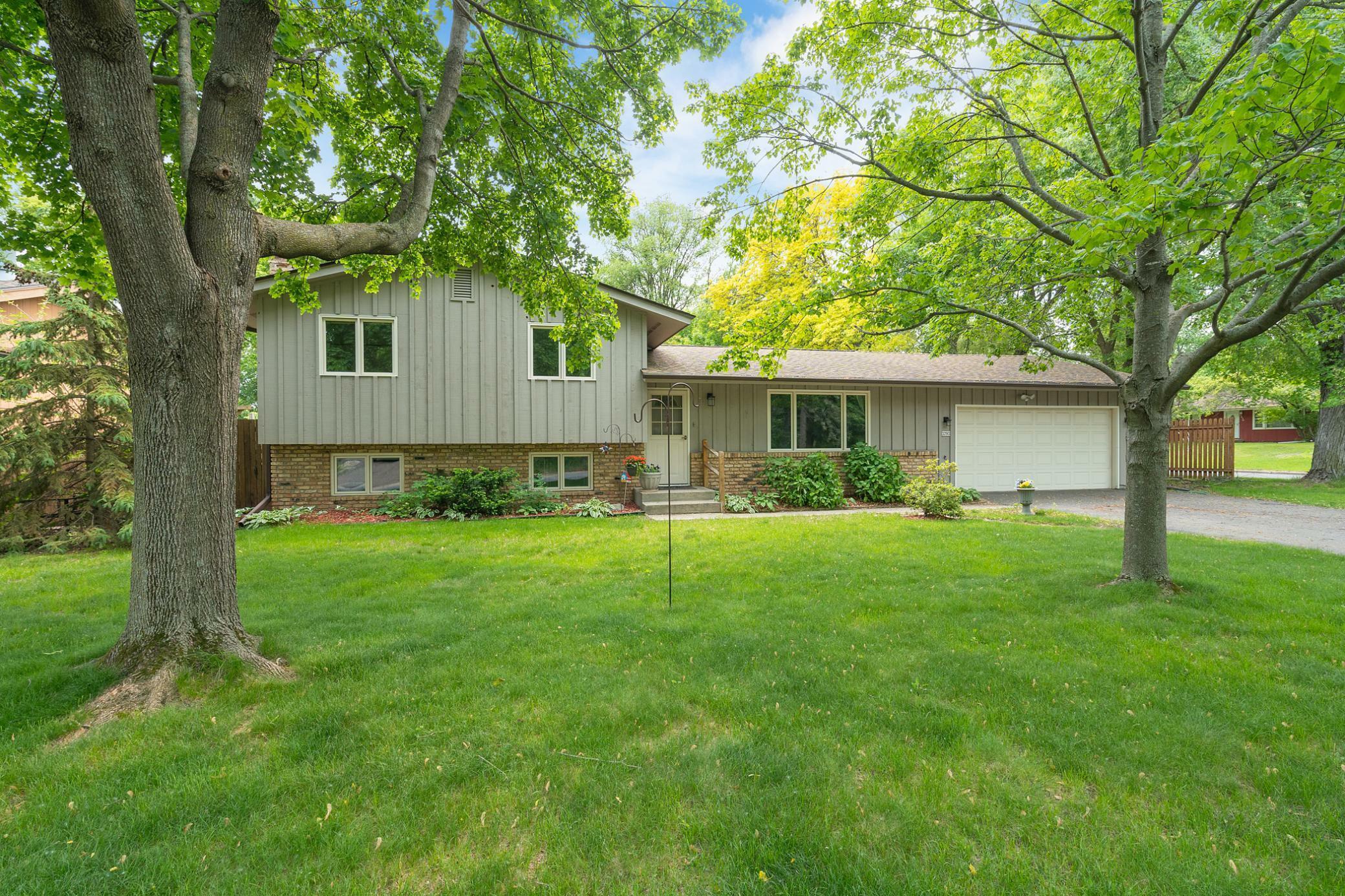 Property Photo: 3293 Rice Creek Terrace MN 55112