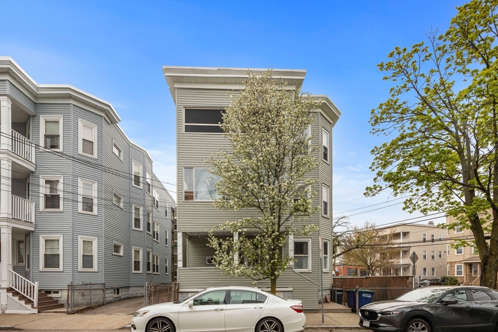 5 Magnus Ave  Somerville MA 02143 photo