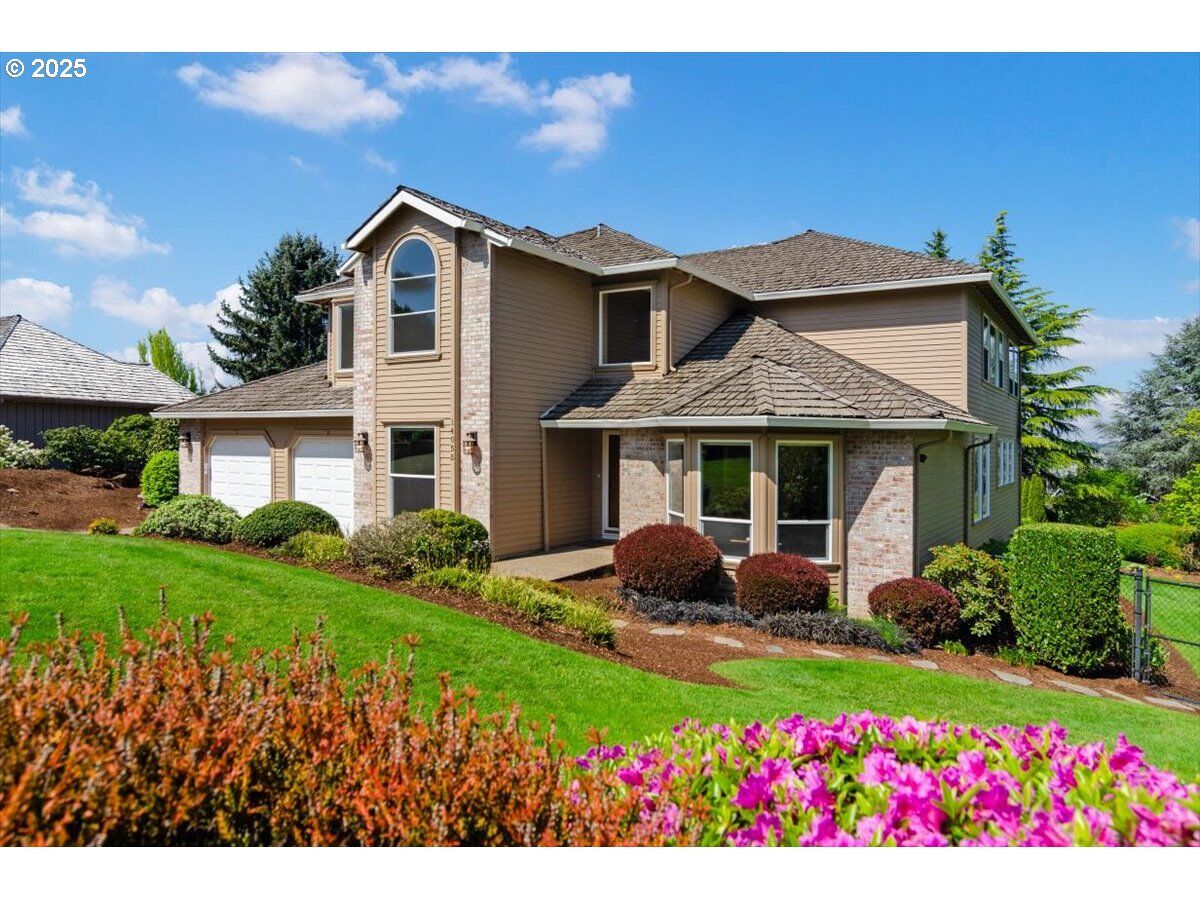 Property Photo:  14055 SW 157th Pl  OR 97224 