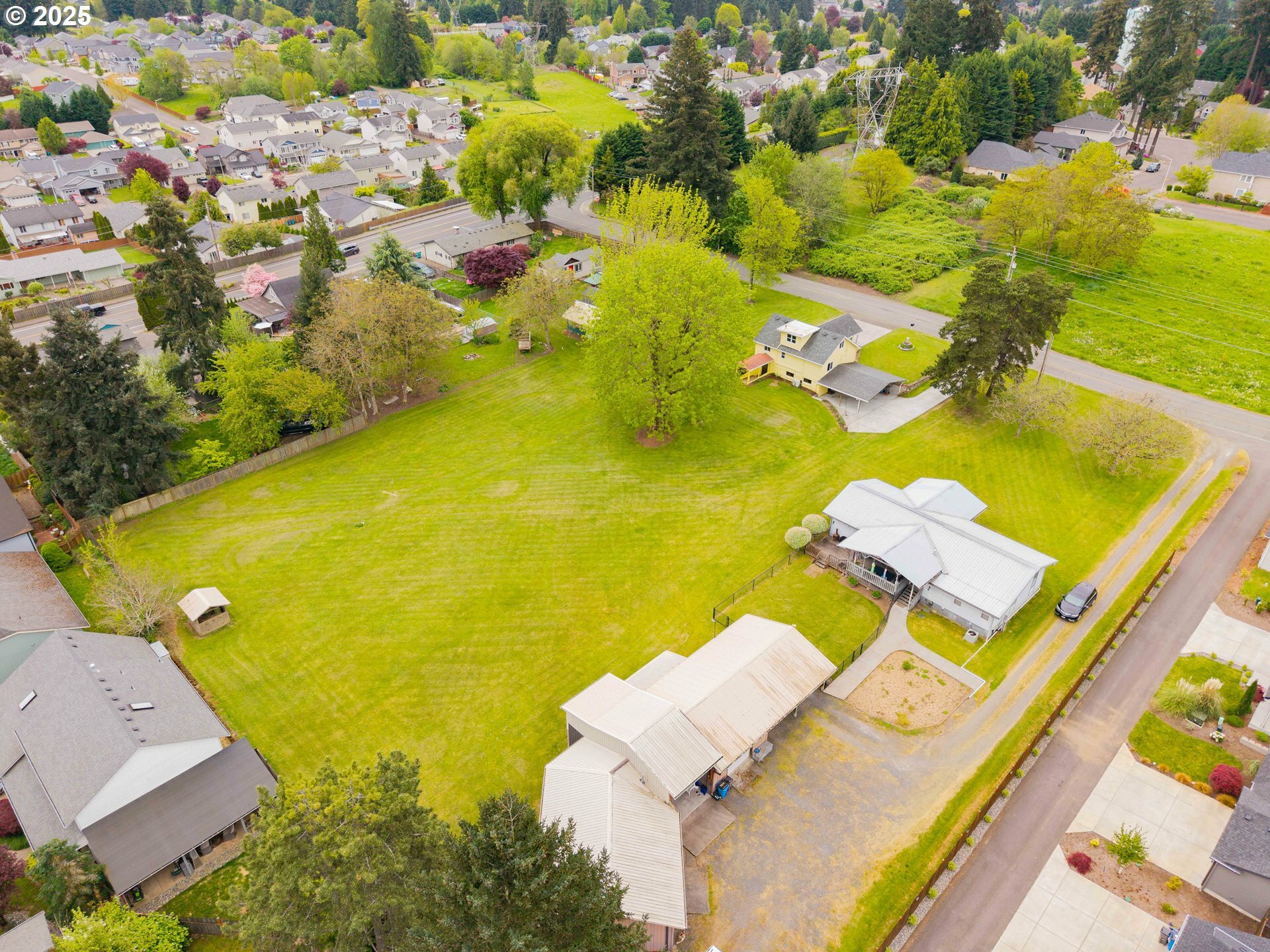 Property Photo: 10003 NE 39th Ave WA 98686
