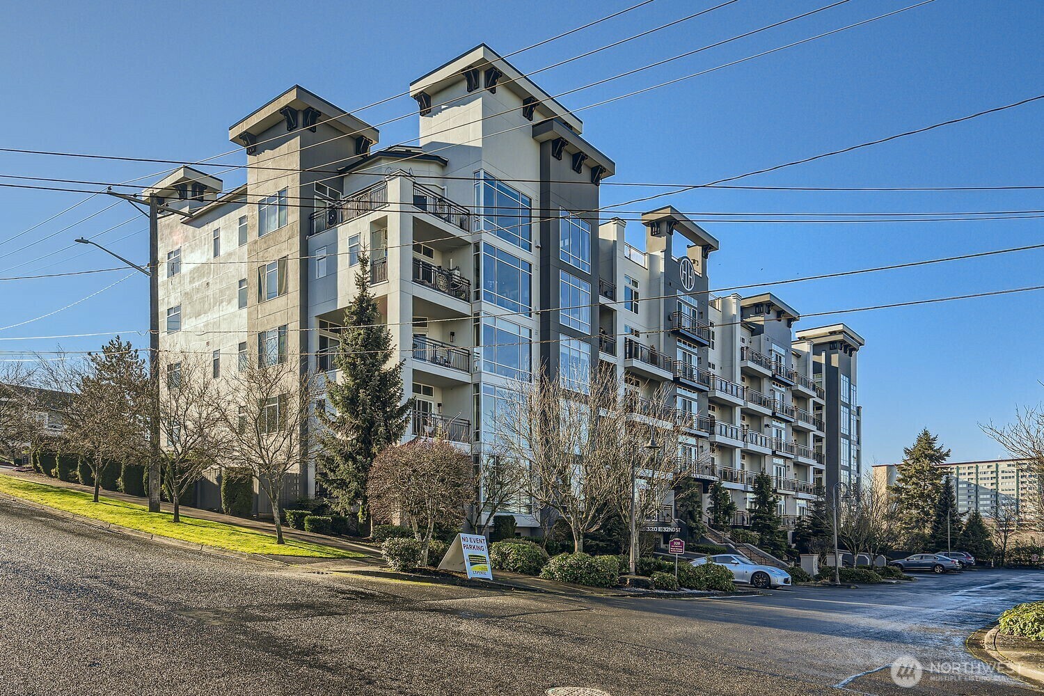 Property Photo: 320 E 32nd Street 105 WA 98404