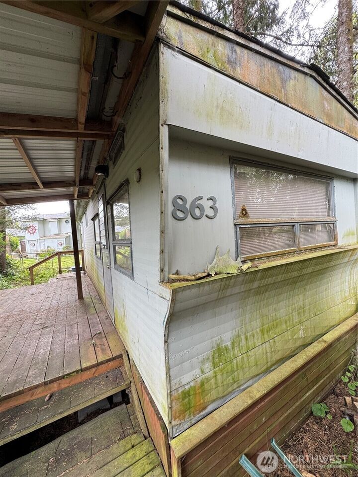 Property Photo:  863  Magellan Avenue NE  WA 98569 