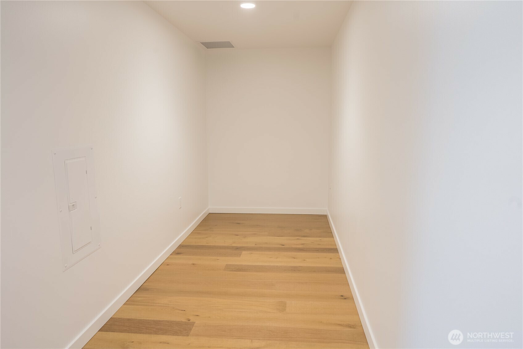 Property Photo: 1808 Minor Avenue 3106 WA 98101