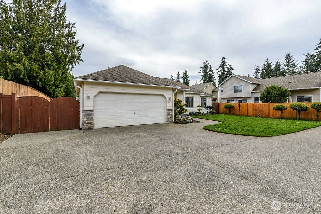 Property Photo: 8707 119th Street Ct E WA 98373