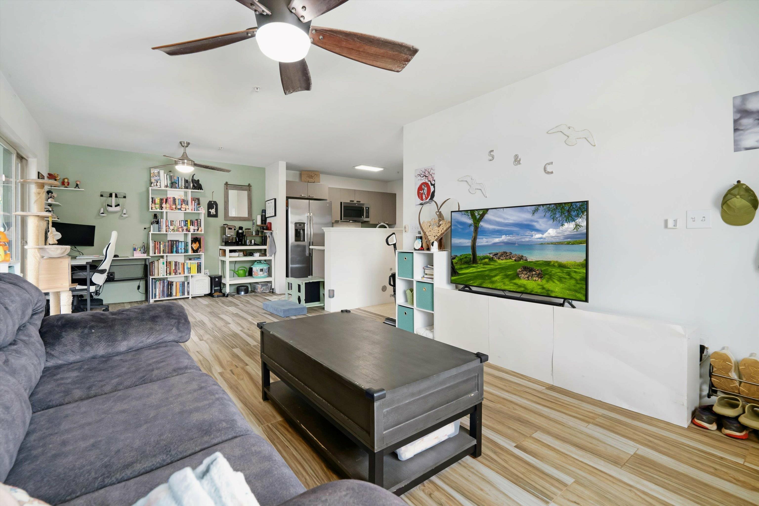 Property Photo: 50 Kihalani St 1401 HI 96753
