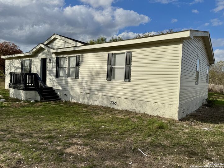 Property Photo: 5111 Savannah Woods TX 78073