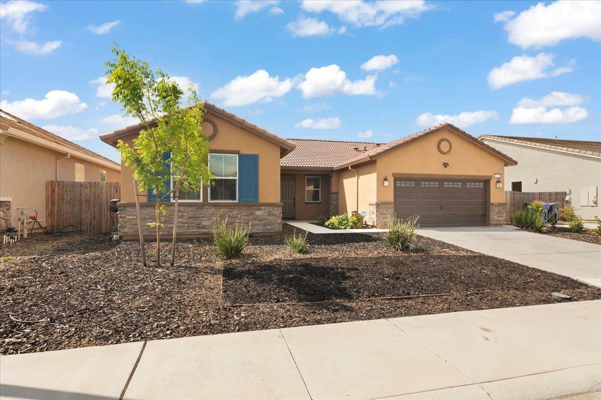 Property Photo: 829 Crow Creek Circle CA 95632