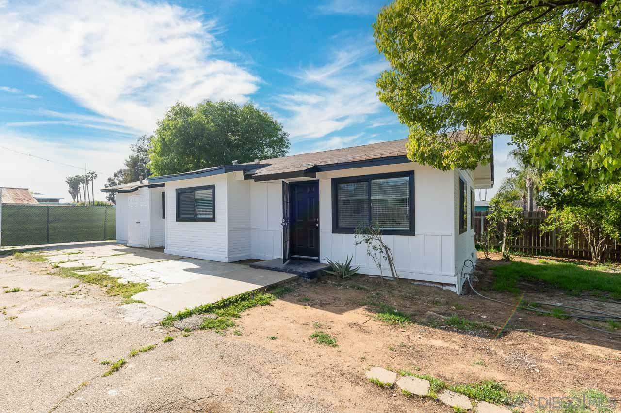 Property Photo: 717 Park Pl CA 92025