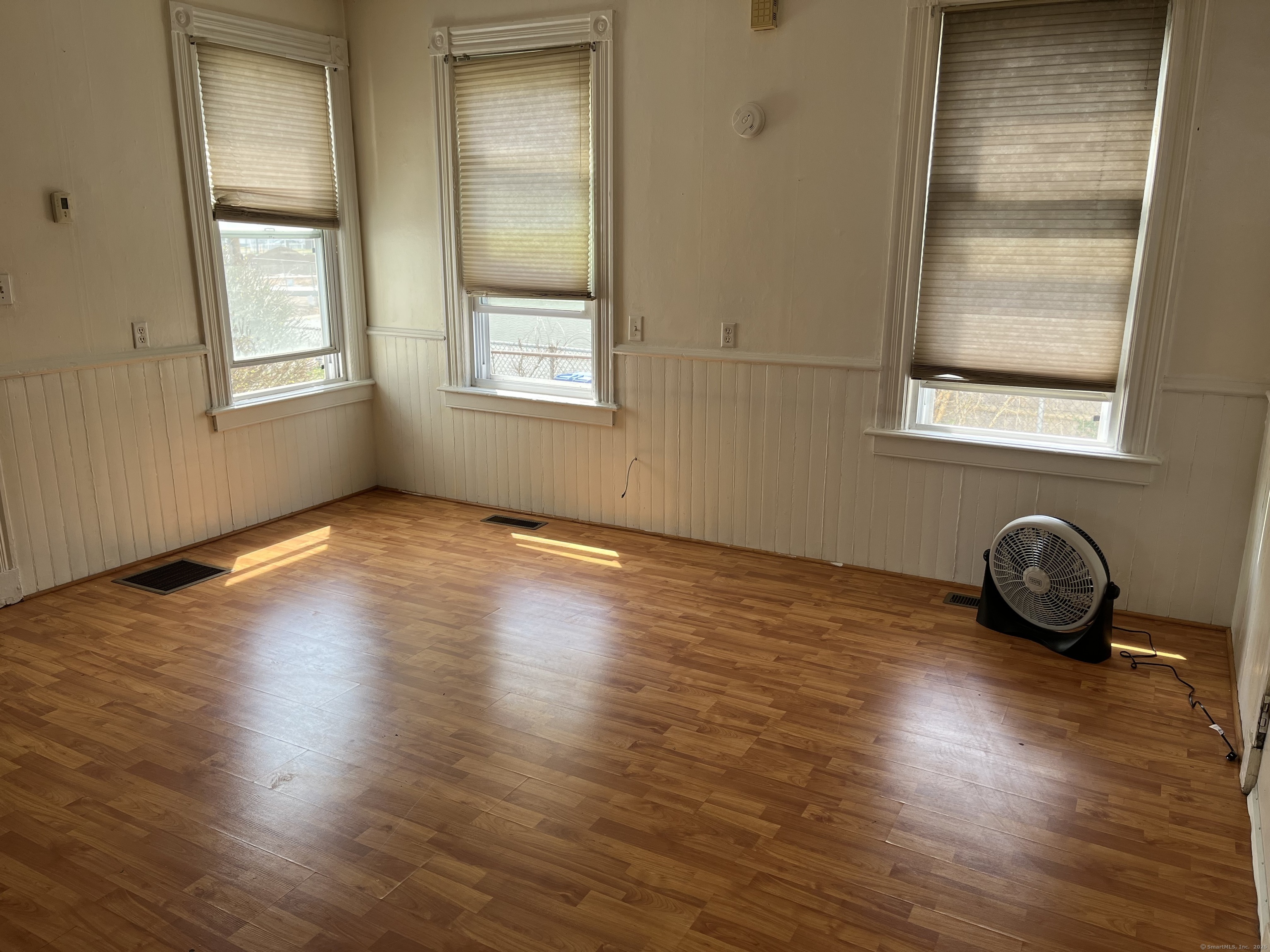 Property Photo: