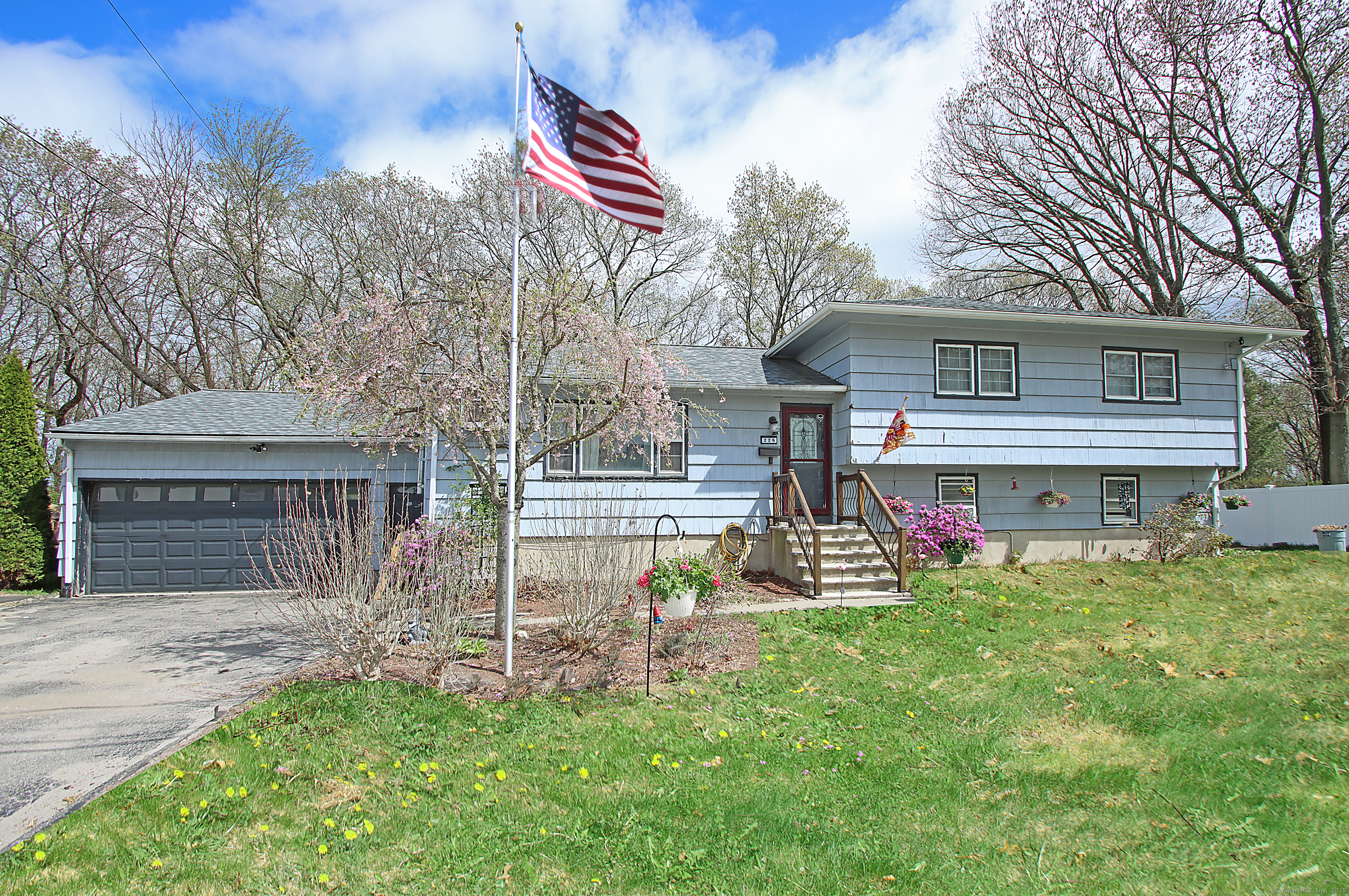 Property Photo: 226 Beth Lane CT 06705