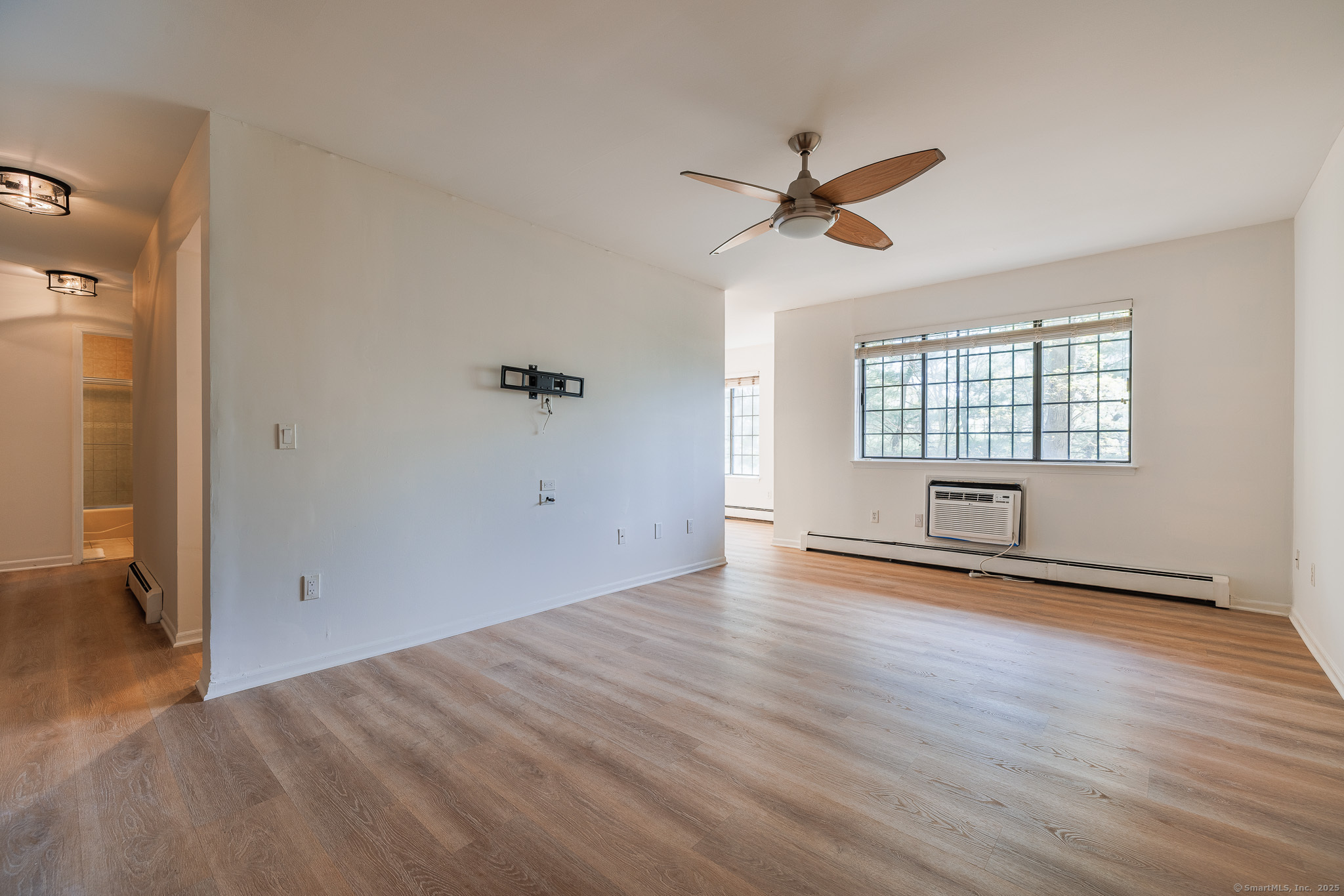 Property Photo: 125 Warner Hill Road 17 CT 06614
