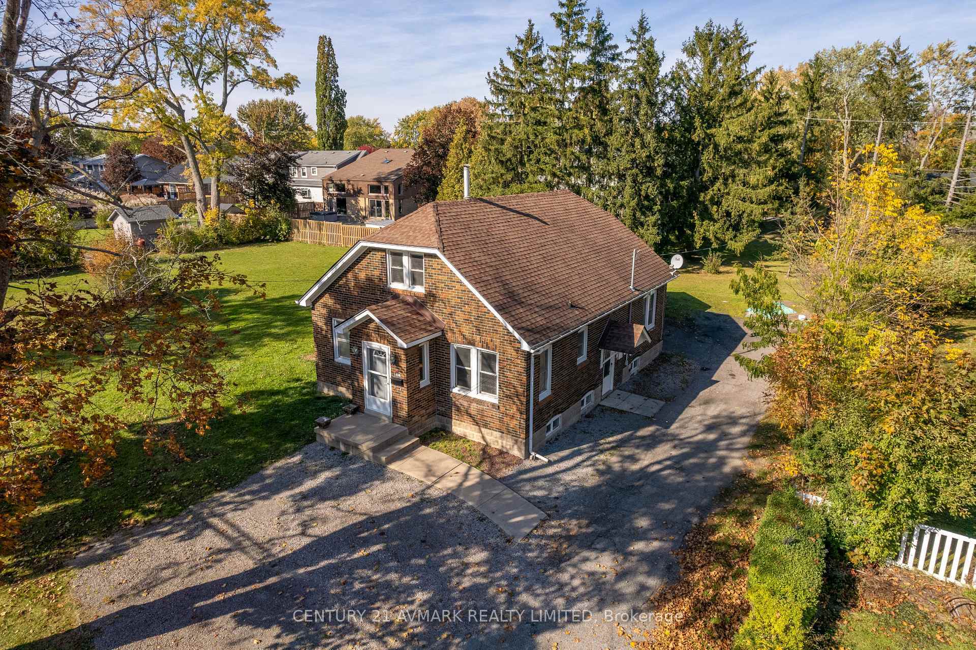 Property Photo: 1408 Garrison Road ON L2A 1P6