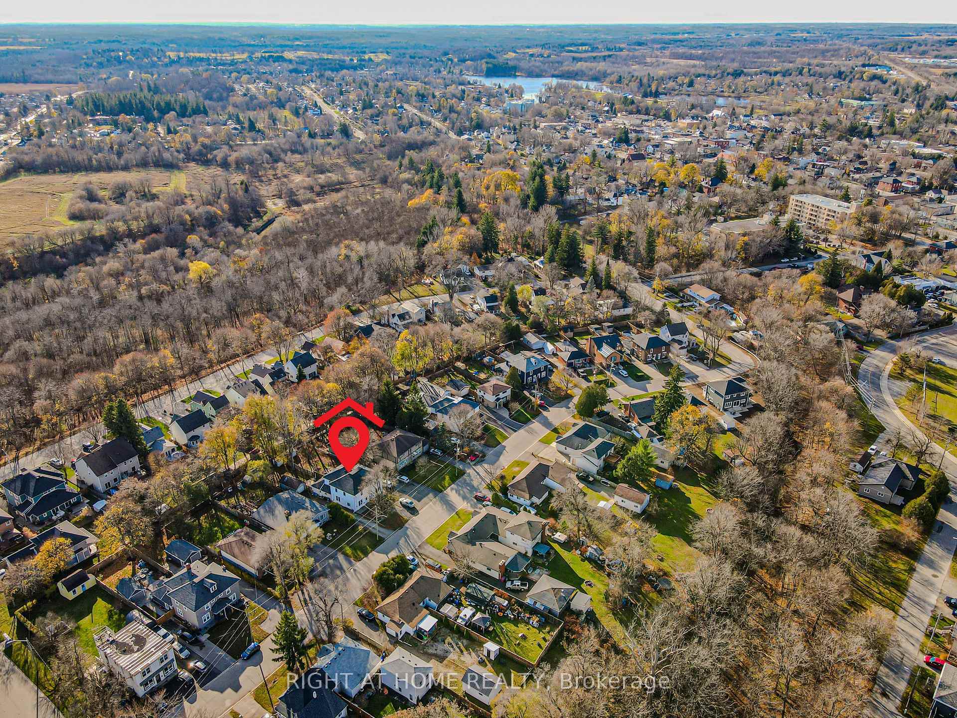 Photo de la propriété: 126 Poplar Avenue ON L7J 2E2