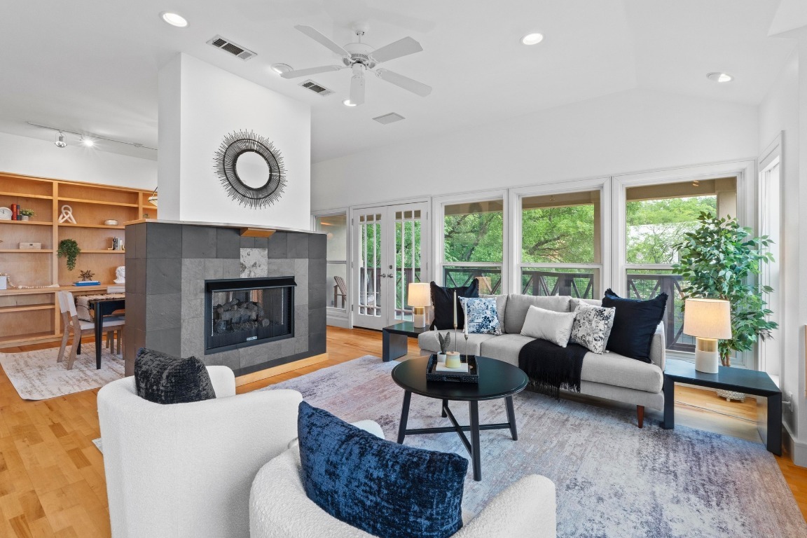 Property Photo: 3800 Laurel Ledge Lane TX 78731