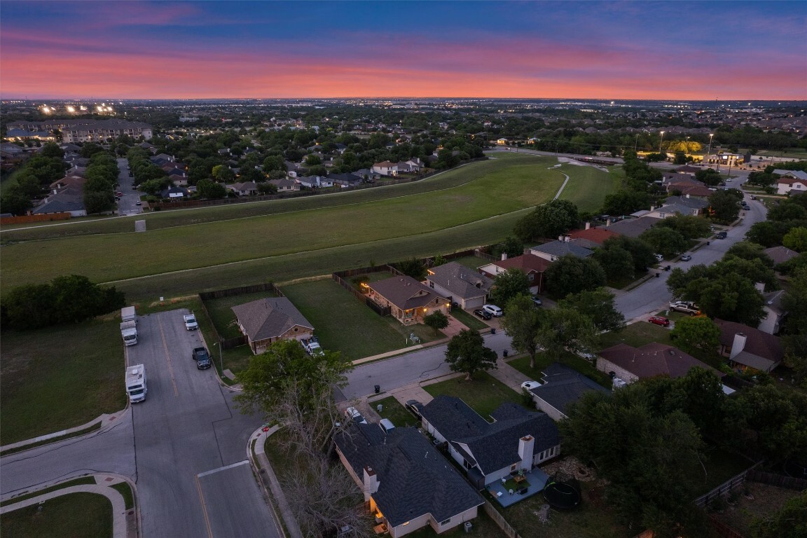 Property Photo: 1307 Tamarac Trail TX 78641