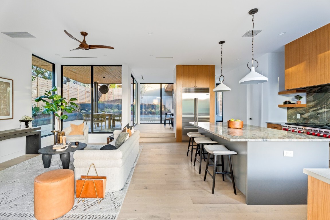 Property Photo:  1505 Alameda Drive  TX 78704 