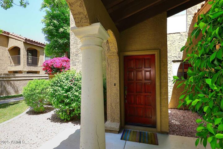 Property Photo: 6945 E Cochise Road E 117 AZ 85253
