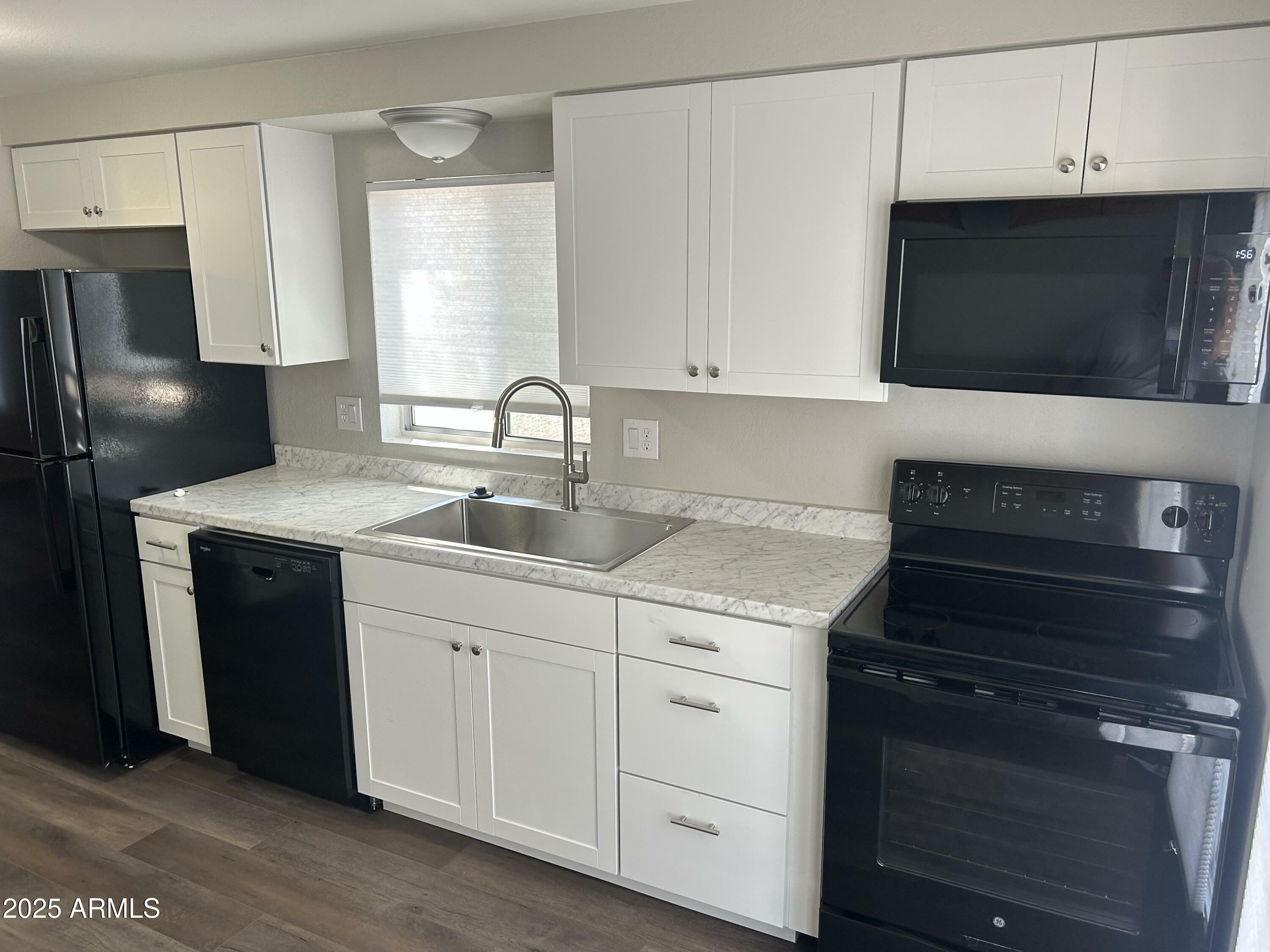 Property Photo: 138 S 54th Street A AZ 85206