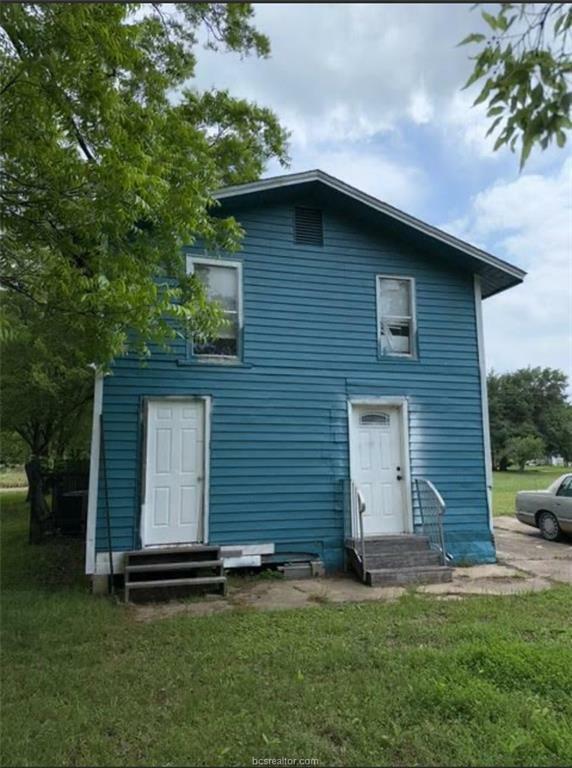 Property Photo: 706 West 5th Street TX 77859