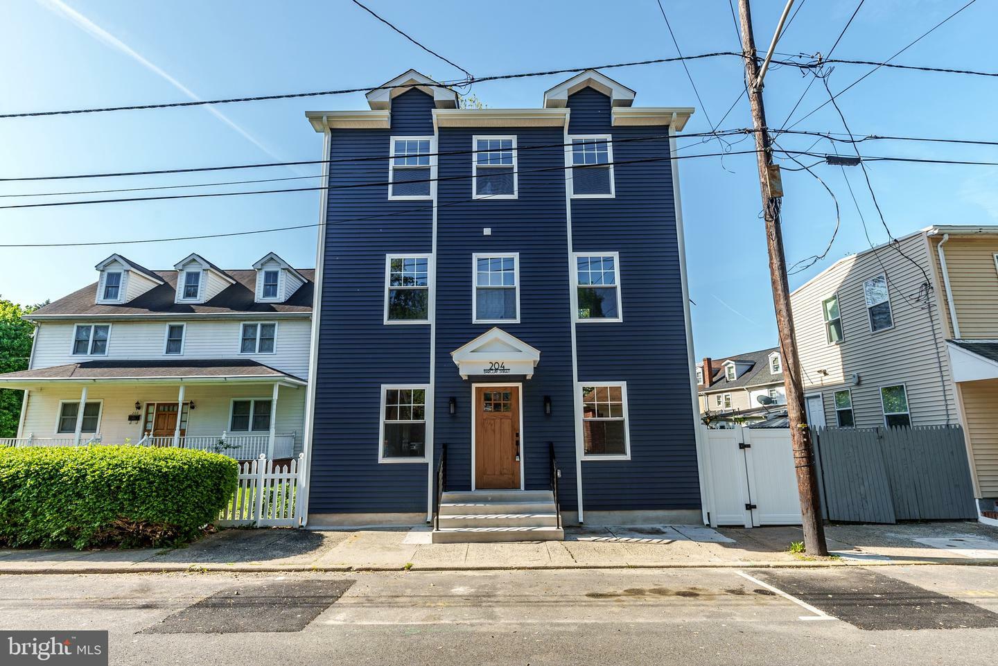 Property Photo: 204 Barclay Street NJ 08016