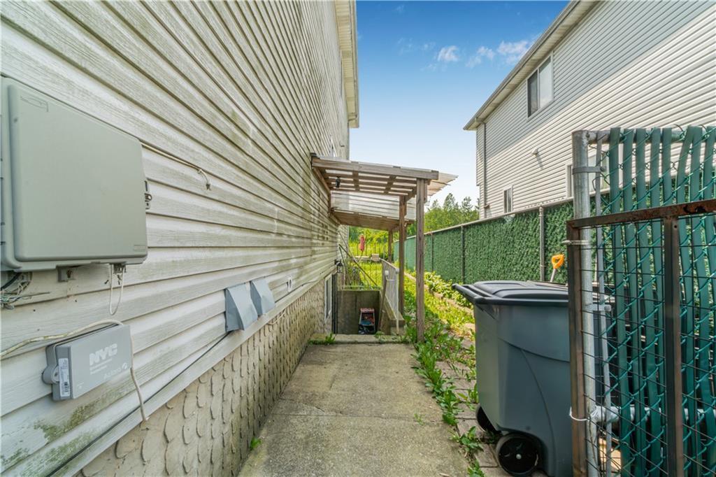 Property Photo: 158 Holland Avenue NY 10303