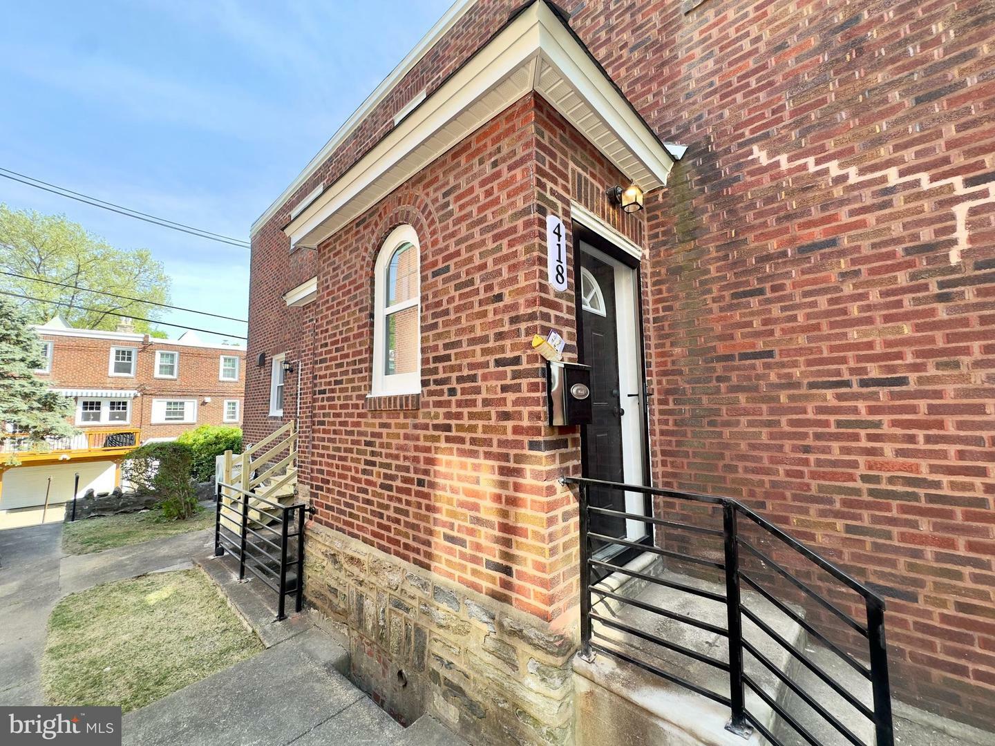 Property Photo: 418 Wadsworth Avenue PA 19119