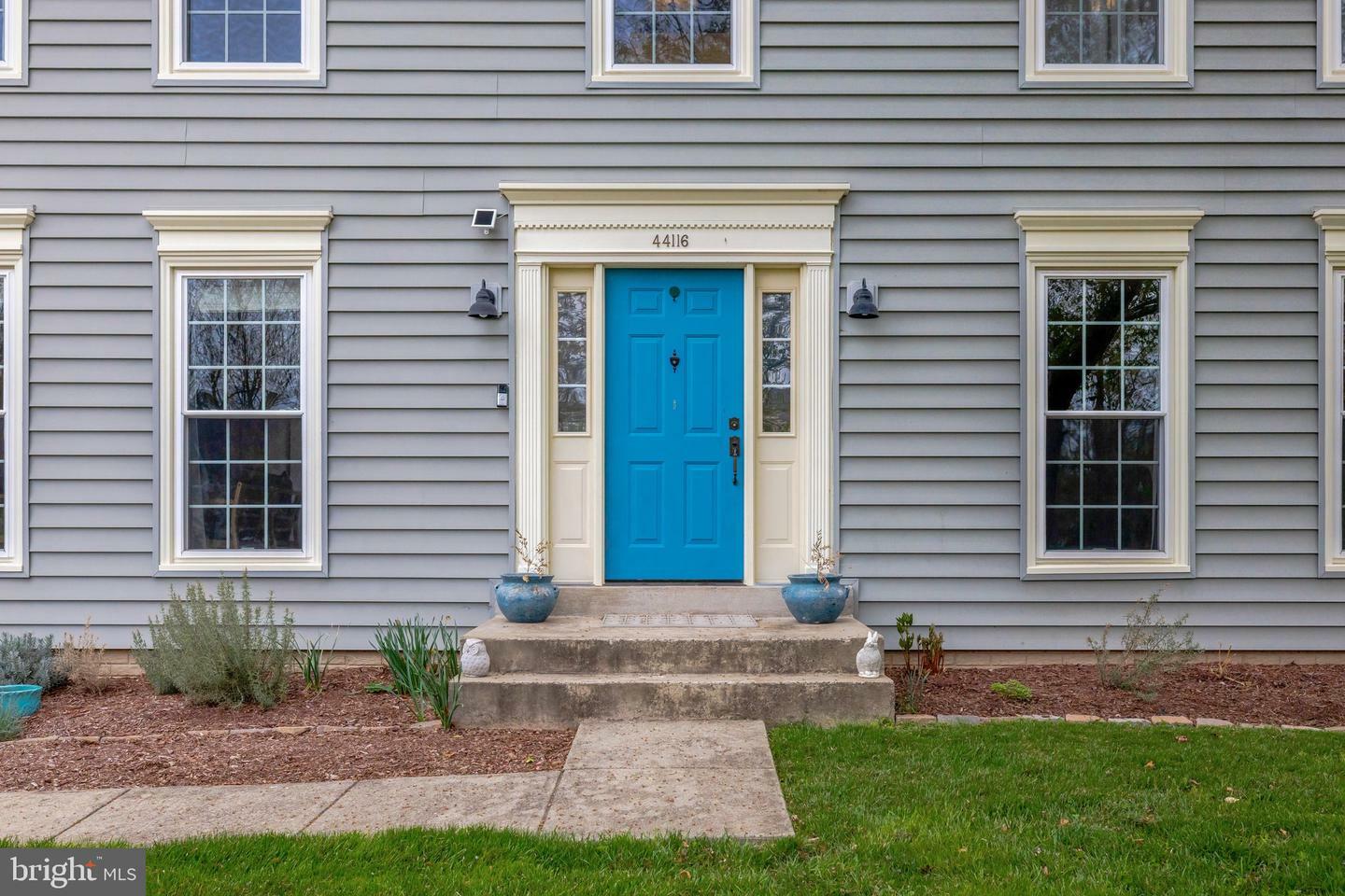 Property Photo: 44116 Bristow Circle VA 20147