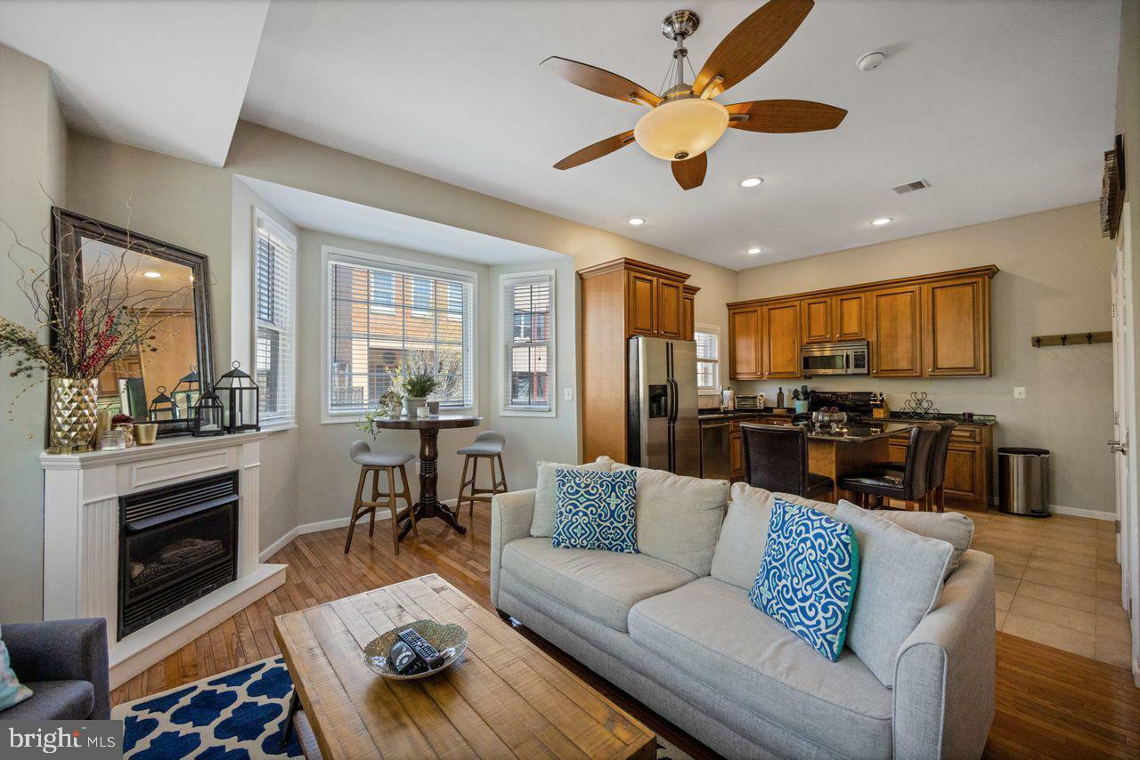 Property Photo: 128 South Street C PA 19147