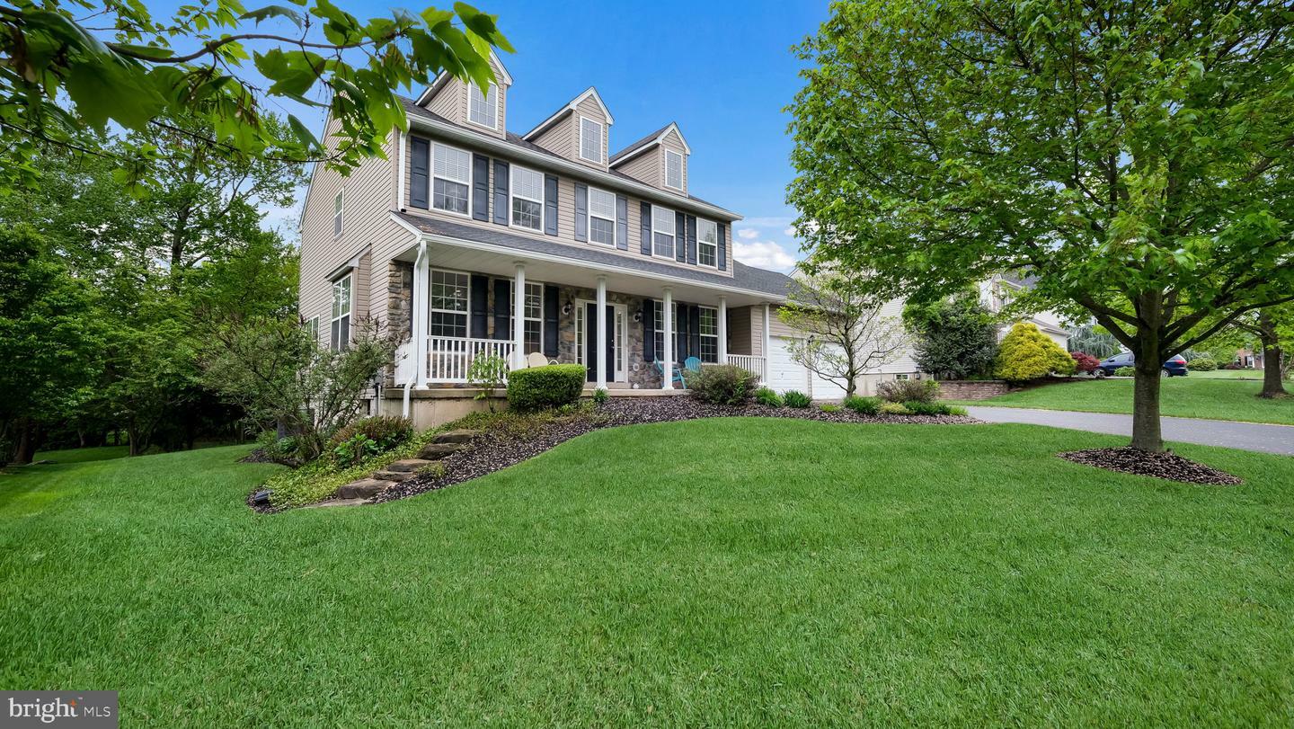 Property Photo: 313 Crimson Court PA 18976
