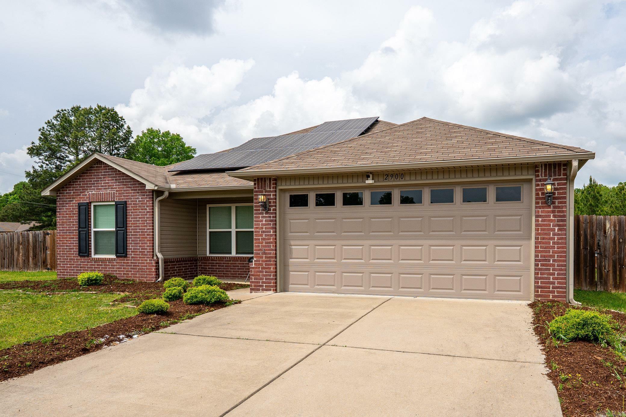 Property Photo: 2900 Alderwood Drive AR 72032