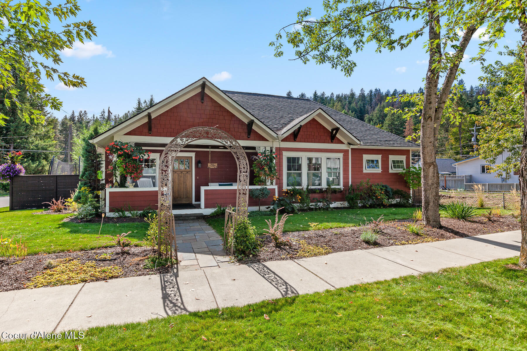 Property Photo: 822 E Young Ave ID 83814