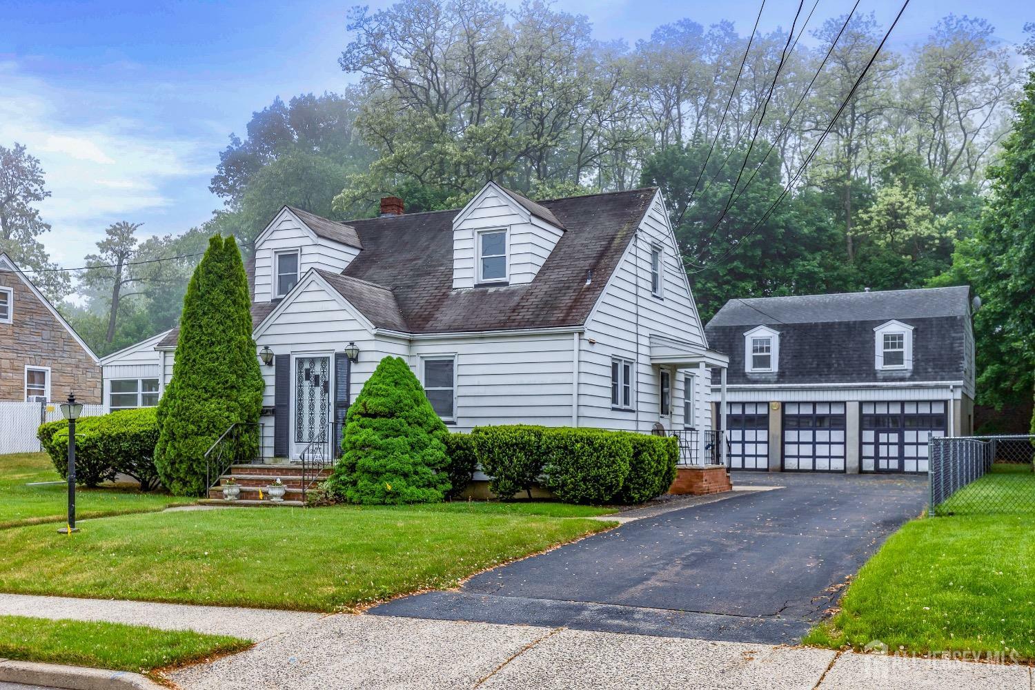 125 Deerfield Road  Sayreville NJ 08872 photo