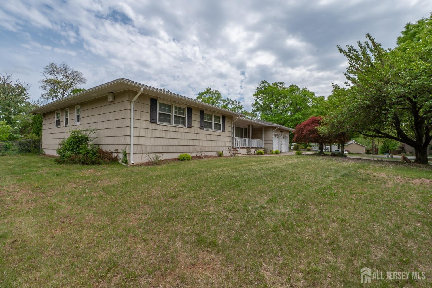 Property Photo: 9 Wood Lake Drive NJ 08854